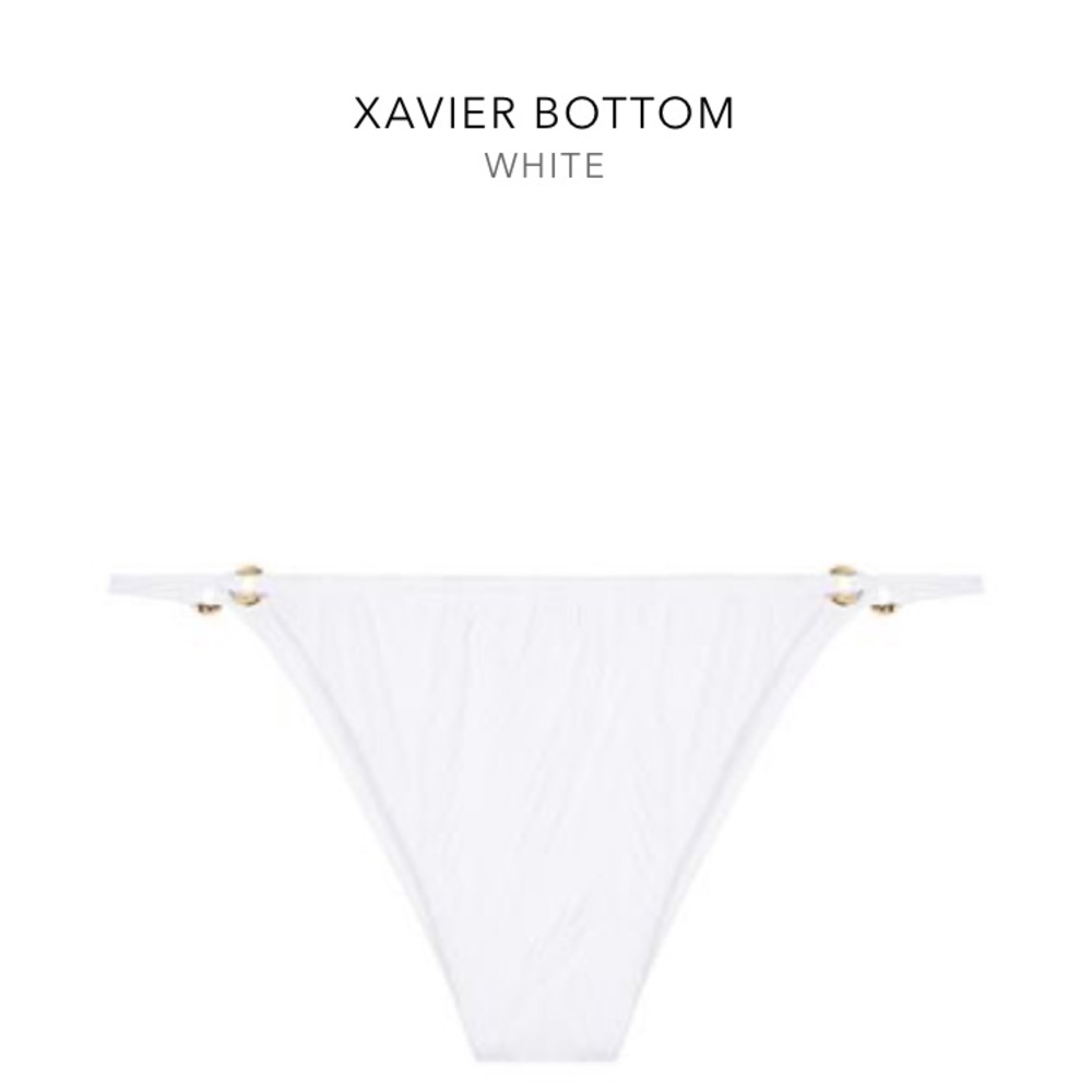 Fella swim Xavier bottom